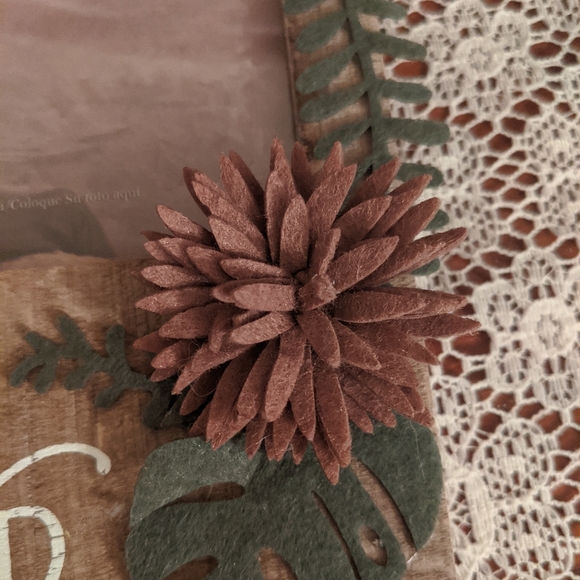 Picture frame - Picture 3 of 7